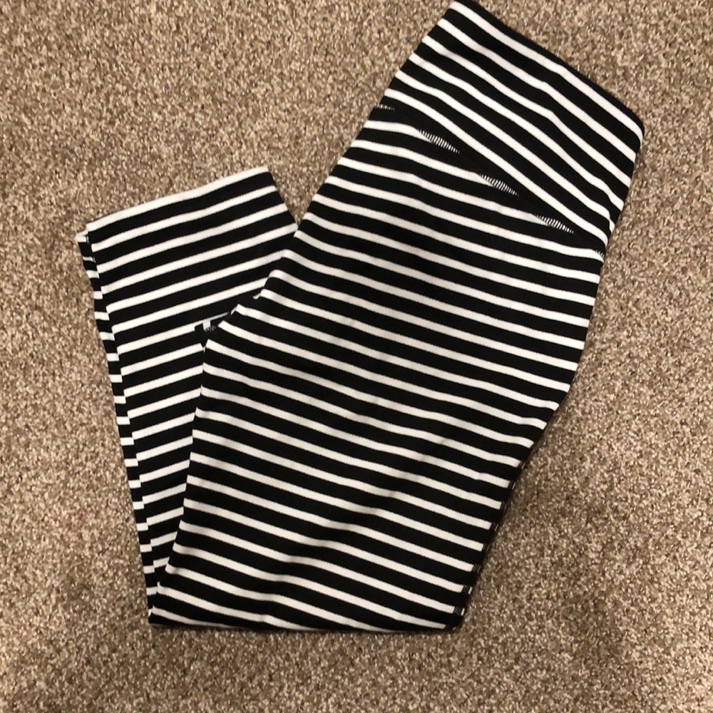 Athleta cropped leggings